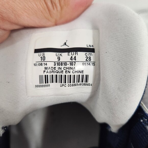 Air Jordan 13 Low Hornets - Picture 9 of 13